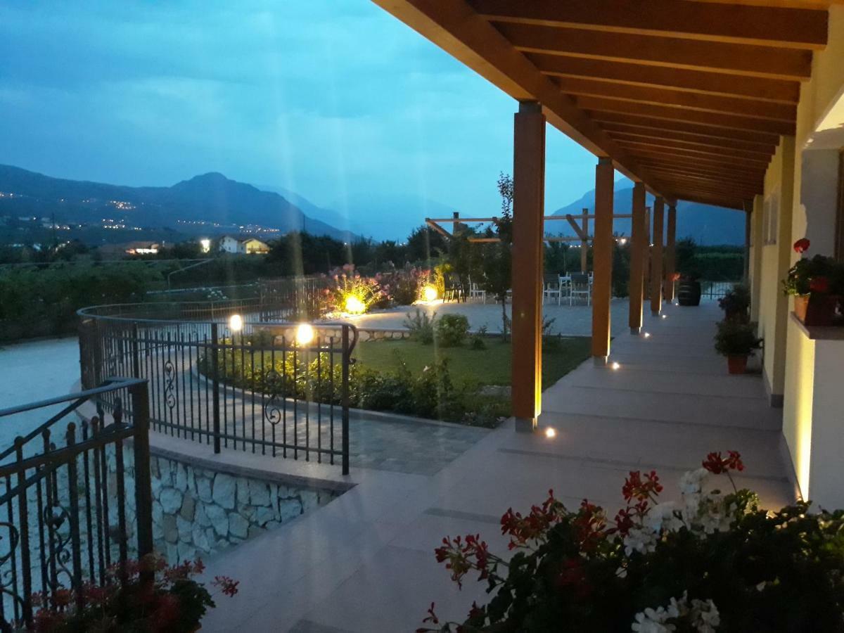 טרנטו Agriturismo L' Isola Di Arturo מראה חיצוני תמונה